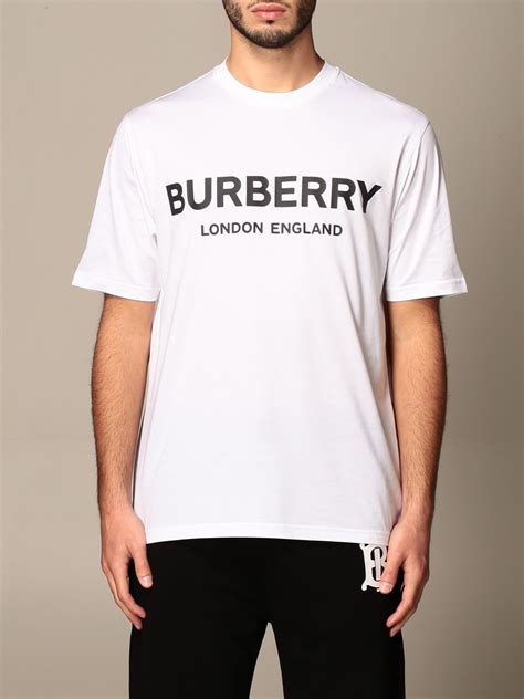 burberry t shirts cost